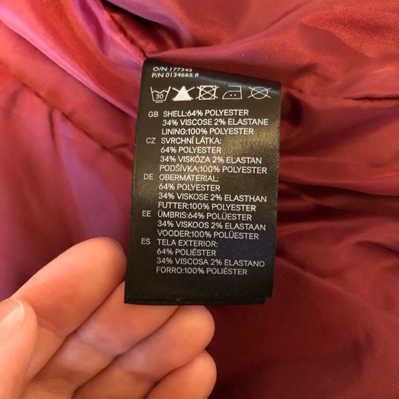 H&M Divided (Juniors) Burgundy Blazer - Picture 7 of 8